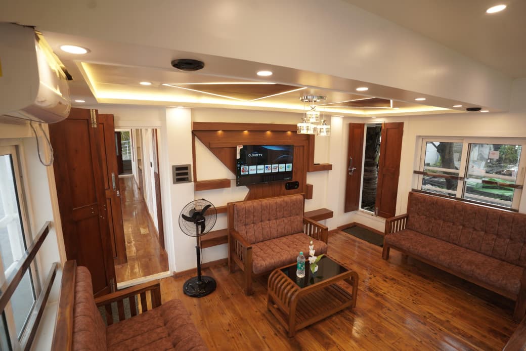 Kerala Romantic Honeymoon Houseboat Alleppey — Holiday Tour Maker